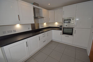 Kitchen- click for photo gallery